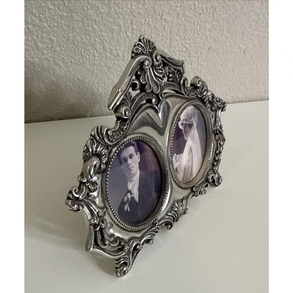 BRIGHTON Victorian Romance Silver Plated Double Oval Picture Frame Ornate